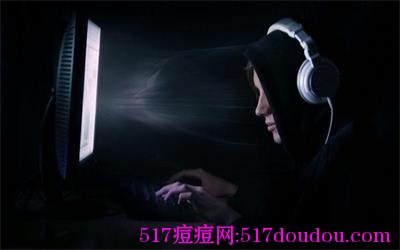 女性额头长痘的原因是什么？